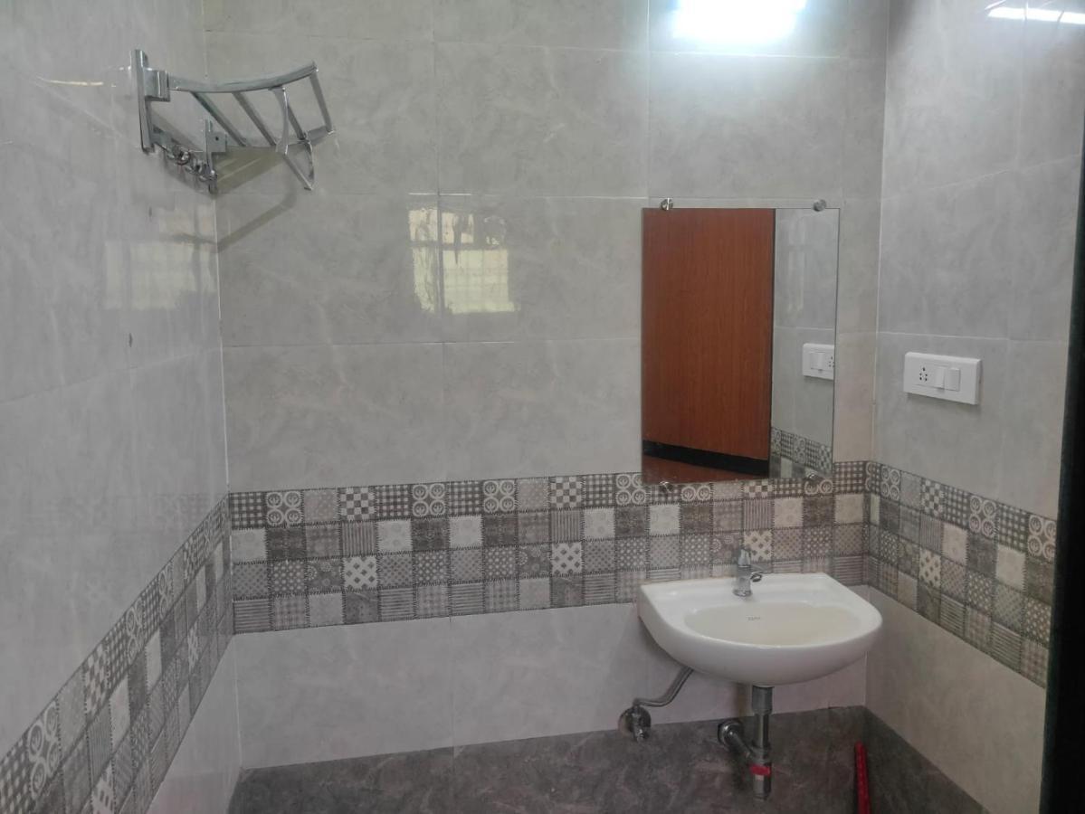 Raikar Guest House 보그말로 외부 사진